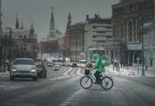 Trucuri care îți salvează bugetul, când faci lista de cumpărături pentru sărbători