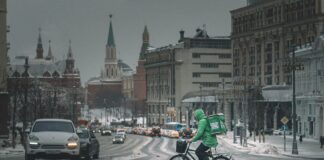 Trucuri care îți salvează bugetul, când faci lista de cumpărături pentru sărbători