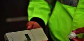 Bărbat fără permis, prins la volan cu o alcoolemie uriașă