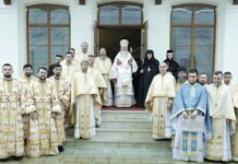 Slujbă Arhierească la Hramul de iarnă al Mănăstirii Tismana – ,,Sărbătoarea de astăzi este o continuitate a Naşterii Domnului, dar, în acelaşi timp, când îi cinstim pe cei doi cuvioşi, Nicodim şi Gherasim, avem o tresăltare în plus”!