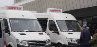 Transport școlar electric în cinci localități din Gorj