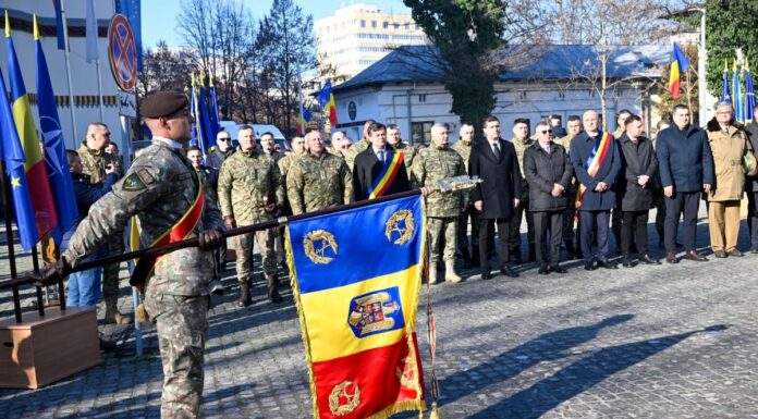 Zi istorică la Târgu Jiu. A fost acordat Drapelul de Luptă Batalionului 24 Infanterie „Ecaterina Teodoroiu” din cadrul Brigăzii Multinaționale Sud-Est Craiova