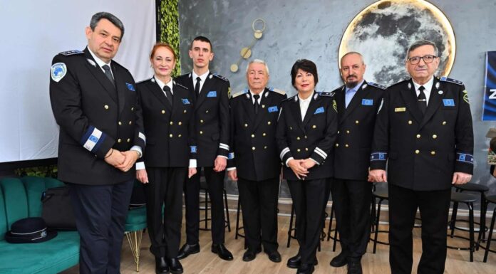 Ziua Națională a României sărbătorită de MNADOR cu poezie și „Glasuri de argint” în Valea Jiului