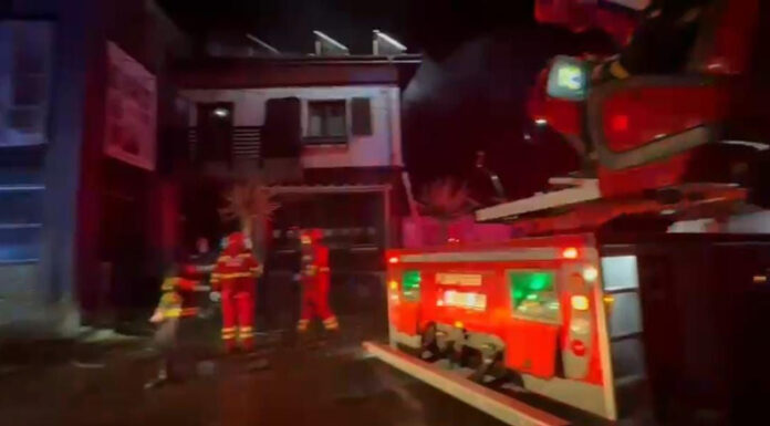 VIDEO: Anchetă în cazul incendiului de la fabrica de mobilă din Târgu-Jiu