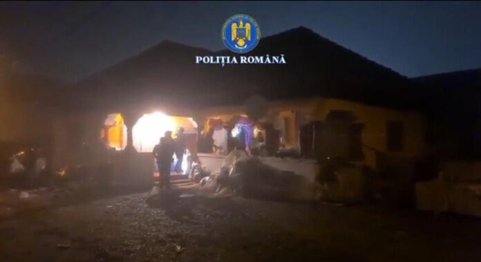 VIDEO: Un medic și trei asistente din Târgu-Jiu, reținuți după percheziții