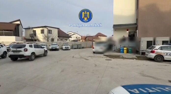 VIDEO: Reținuți pentru furt de trotinete