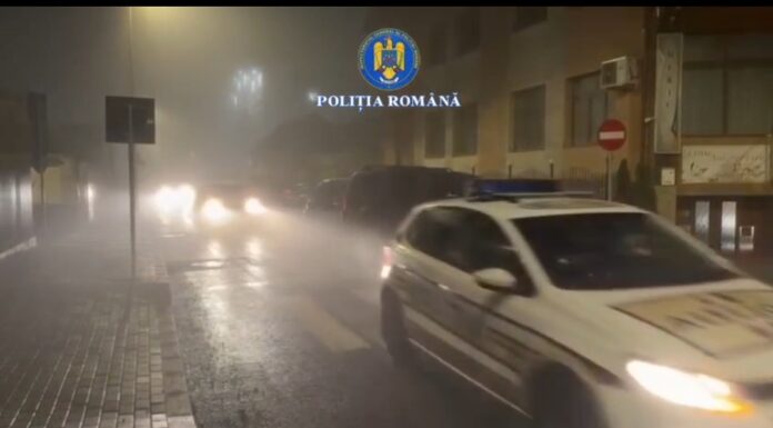 VIDEO/ Percheziții în Gorj: Sunt vizate cabinete de medicină a muncii