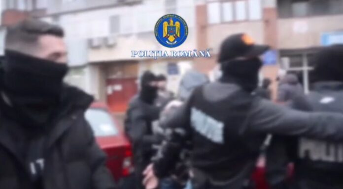Bărbat din Țicleni, acuzat de șantaj și camătă, reținut de polițiști