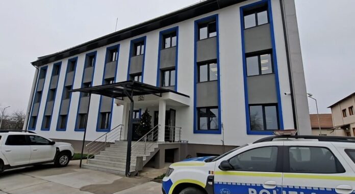 Polițiștii din Târgu-Cărbunești s-au mutat în ,,casă” nouă