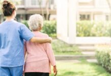 Gorjul, obligat să scoată 50 de persoane cu dizabilități din centre până în iunie