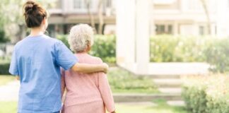 Gorjul, obligat să scoată 50 de persoane cu dizabilități din centre până în iunie