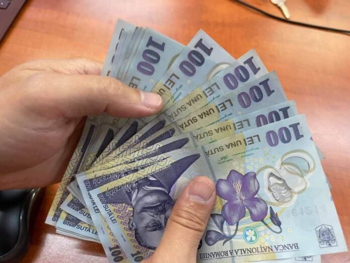 Pensii speciale: rămâi în funcție, dar pierzi 85% din pensie