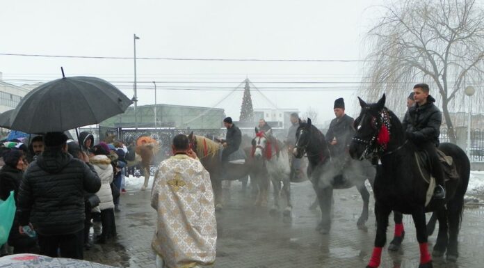 Povestiri din Gorjul de sub munte – Un obicei ce se doreşte a deveni tradiţie…