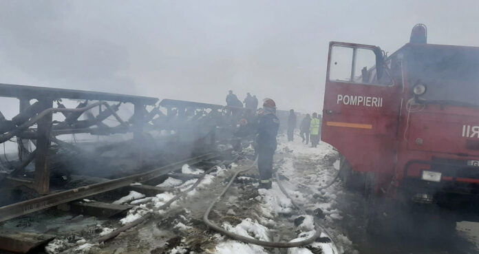 Șefii CEO acoperă dezastrul din carierele miniere. Un alt excavator îngropat, benzi transportoare în flăcări, zeci de mineri în pericol