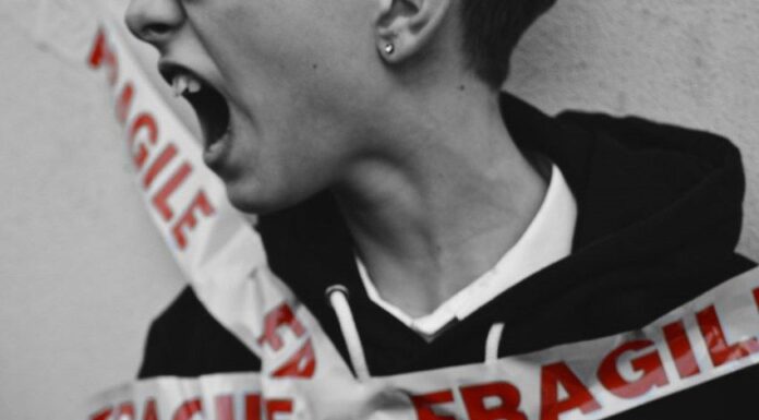 Copiii care ucid – când violența devine limbajul unei generații