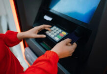 Poliția avertizează: ,,Atenție! Un click greșit îți poate goli contul”