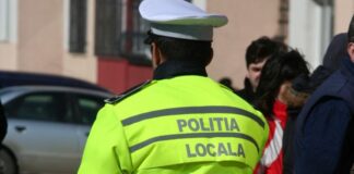 Polițiștii locali pot folosi camere portabile de înregistrare