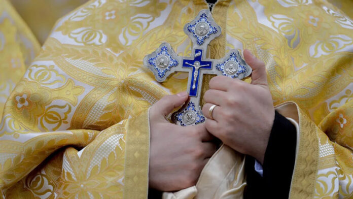 Patru parohii din Gorj caută slujitori ai altarului