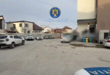 VIDEO: Reținuți pentru furt de trotinete