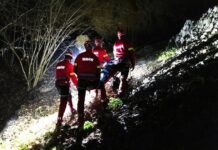 Intervenție a salvamontiștilor. Persoană accidentată în pădure