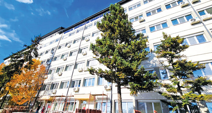 Zece candidați pentru un post la spital