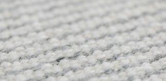 De ce să optezi pentru covoare din fibre naturale în spațiile locuinței tale