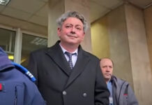 Condiționarea care împute treaba la CEO! Plaveti aruncă în haos compania! Tichete de masă contra disponibilizări!!!