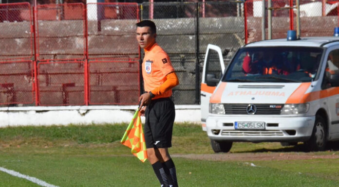 Un arbitru gorjean a debutat în liga secundă