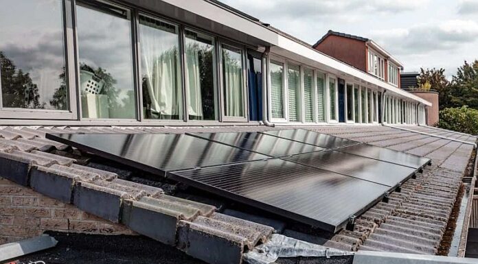 Cum să alegi echipa potrivită pentru montajul panourilor fotovoltaice