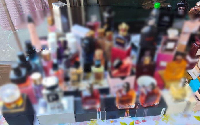 Jandarmii, în acțiune în piața din Rovinari: Sute de produse contrafăcute, confiscate