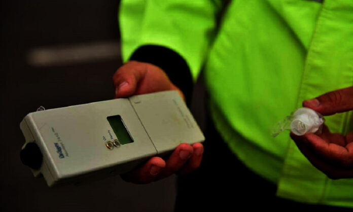 Șofer dus la spital, după ce a refuzat testarea cu etilotestul