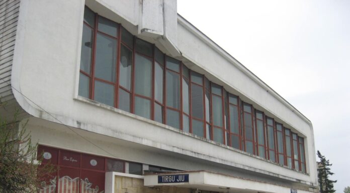 Trenurile spre și dinspre Târgu Jiu, afectate de lucrările CFR