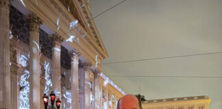 Ioana Mischie a cucerit Bruxelles-ul cu „The Infinite Walk”, un omagiu adus lui Brâncuși