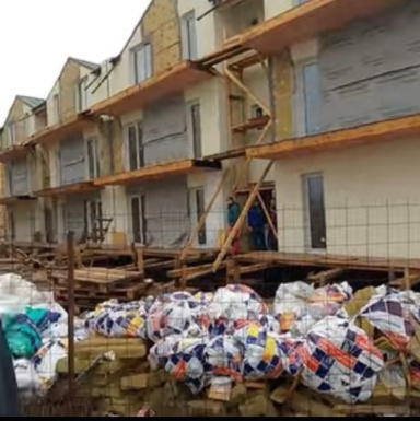 Târgu Jiu: Muncitor căzut de pe schelă, rănit grav!