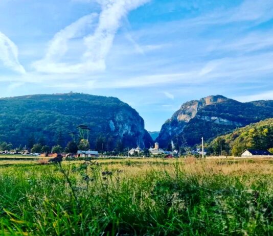 Dublă nominalizare pentru Polovragi la ”Destinația Anului 2026”