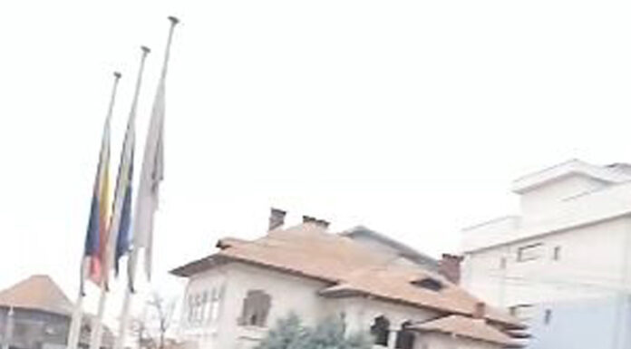 Proteste cu sute de mineri și energeticieni ai CEO. Parte dintre ei au intrat în greva foamei! Plaveti, huiduit: ,,demisia!”