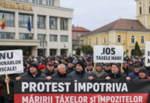 Primarii intră în grevă. Revoltă în țară