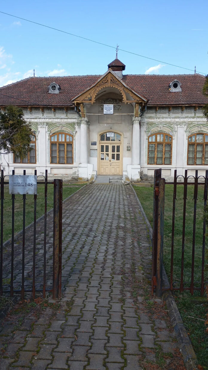 Proiect blocat de lipsa banilor. Reabilitarea Școlii „Dincă Schileru” din Bâlteni, în impas