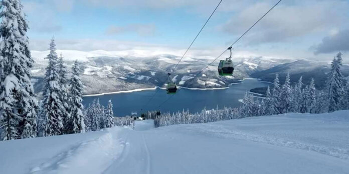 Pârtiile de la Voineasa, la un pas de a fi închise!