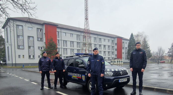 Studenți, în practică la Jandarmeria Gorj