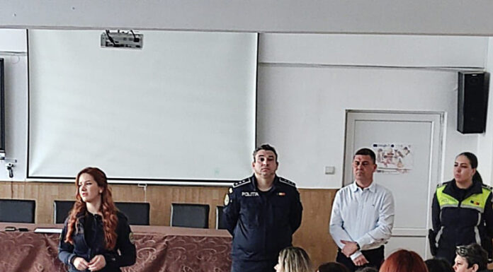 Poliția, în acțiune la Liceul Tehnologic Țicleni