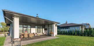 Cele mai frecvente greșeli în îngrijirea gazonului și cum să le eviți