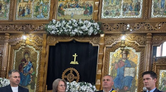 Motru: Au fost premiați câștigătorii Salonului de Pictură „ARTE MICI”