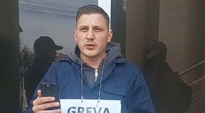 O femeie care suferă de o boală incurabilă a venit lângă angajații aflați în greva foamei la CEO pentru a-i susține!