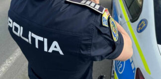 Teroare în Bârsești. Garcea a ieșit cu cuțitul la polițiști și i-a amenințat că îi omoară