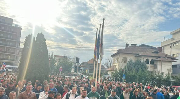 Mobilizare în minerit: Un sicriu și 1.000 de candele! Reacția CEO