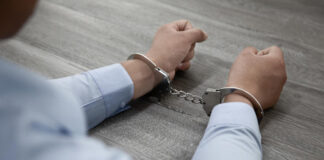 Reținut după scandal în bar