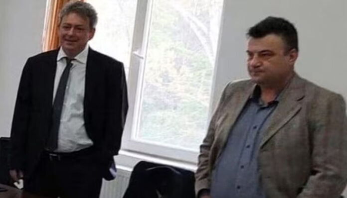 Șefii CEO, mufați sănătos la milioanele companiei de stat în timp ce prăbușesc profitul, utilajele și instalațiile CEO