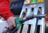 Carburanții, între volatilitate și promisiuni. Guvernul trebuie să acționeze rapid