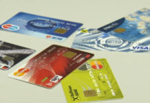 A folosit cardurile furate dintr-un autoturism parcat. Câți bani a cheltuit